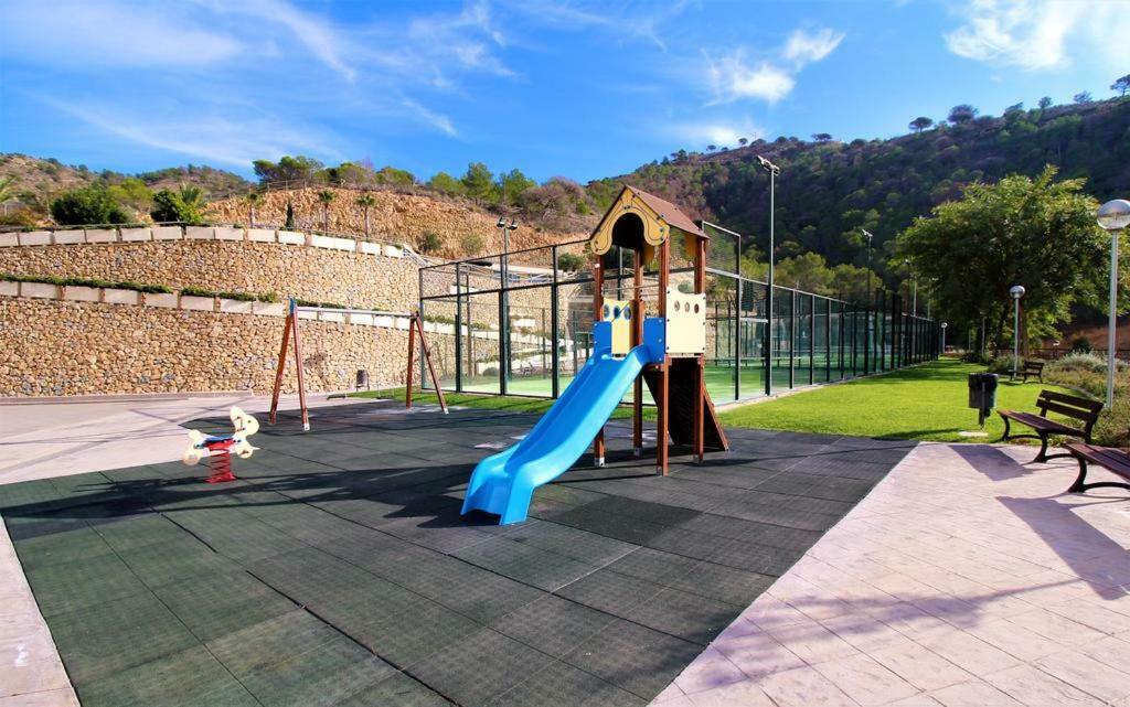 Apartamento Benidorm De Luxe ภายนอก รูปภาพ